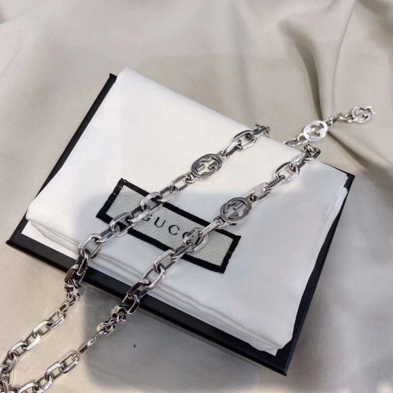 Gucci Double G Interlocking Silver Chain Necklace view