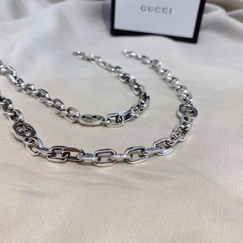Gucci Double G Interlocking Silver Chain Necklace view