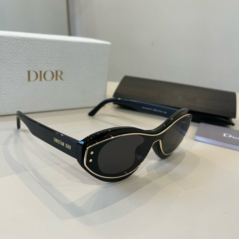 Dior Pacific S1U Black & Gold Oval Sunglasses