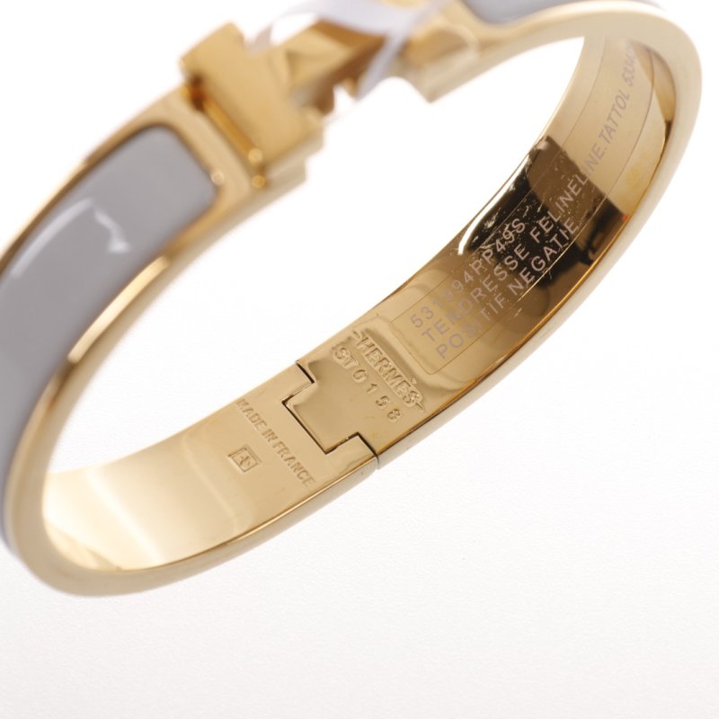 Hermès Enamel Clic Bracelet Light Grey Gold view