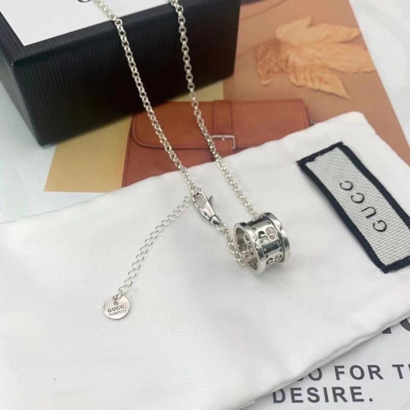 Gucci Marmont Interlocking GG Silver Chain Necklace view
