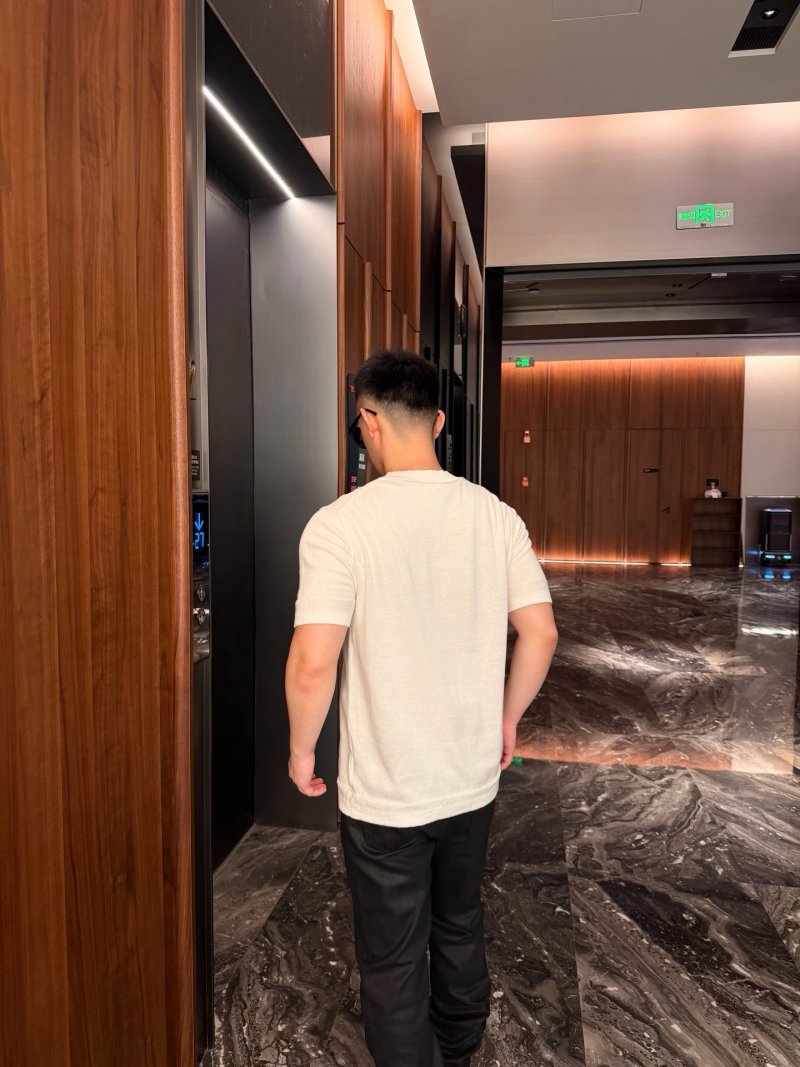 Premium White Crew Neck Short Sleeve T-Shirt view