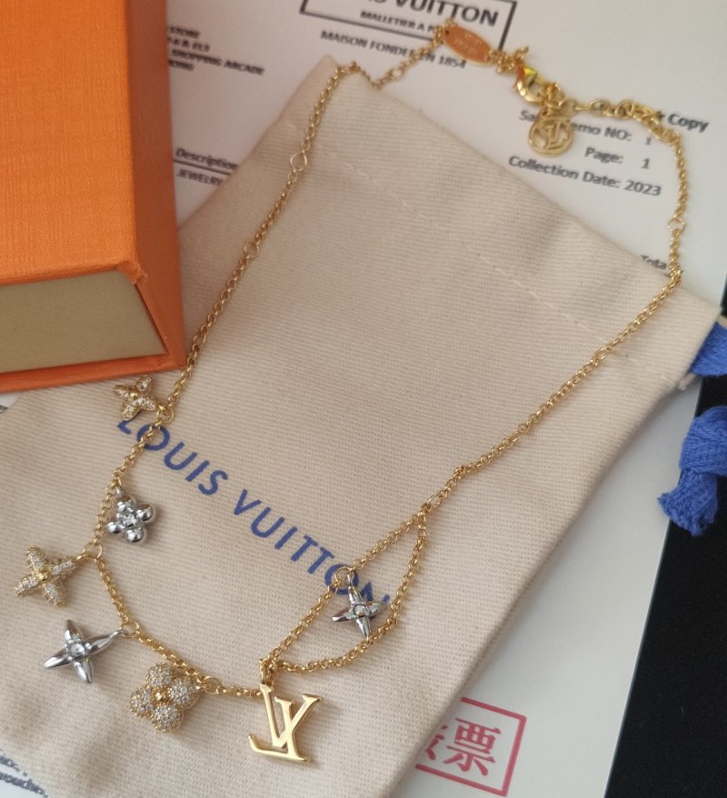 Louis Vuitton Gram Monogram Floral Zirconia Pendant Necklace Gold view