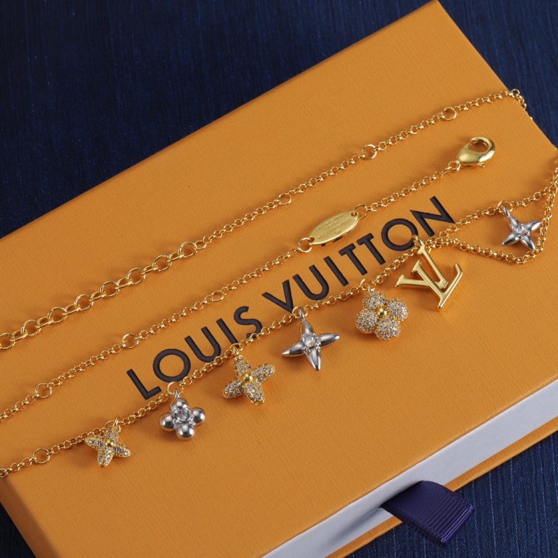 Louis Vuitton Gram Monogram Floral Zirconia Pendant Necklace Gold view