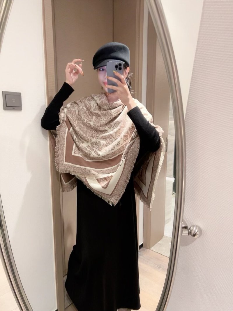 Dior Twill Square Scarf Beige 140x140cm