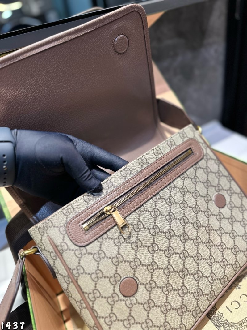 Gucci Ophidia GG Canvas Messenger Bag – Grey view