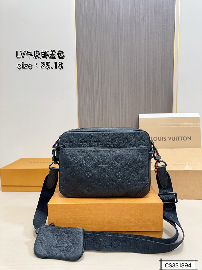 Louis Vuitton Men's Three-in-One Modular Messenger Bag Black