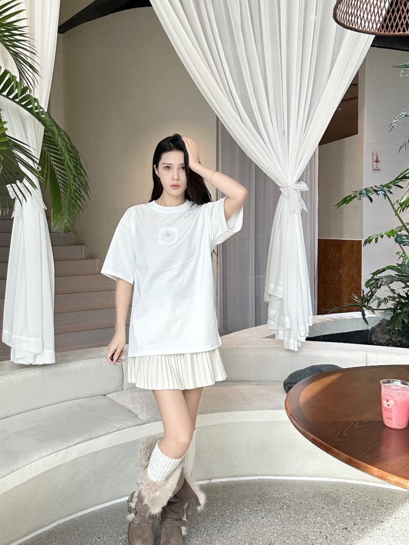 White Oversized Short Sleeve T-Shirt with Pleated Hem view