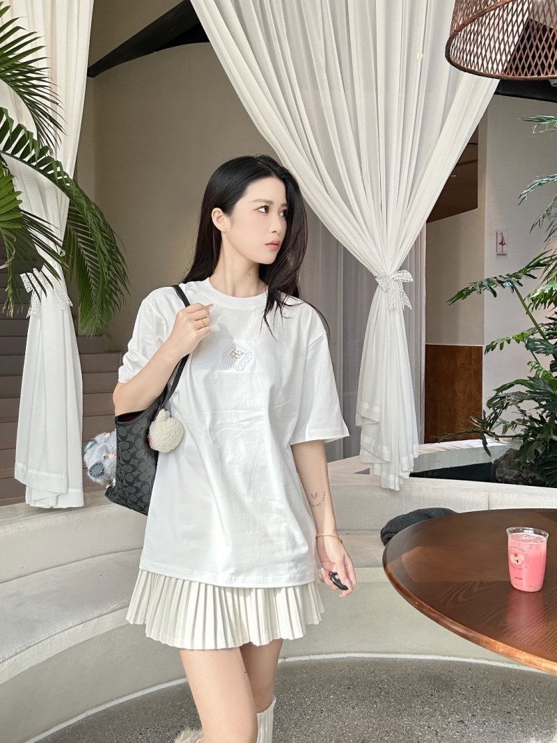 White Oversized Short Sleeve T-Shirt with Pleated Hem view
