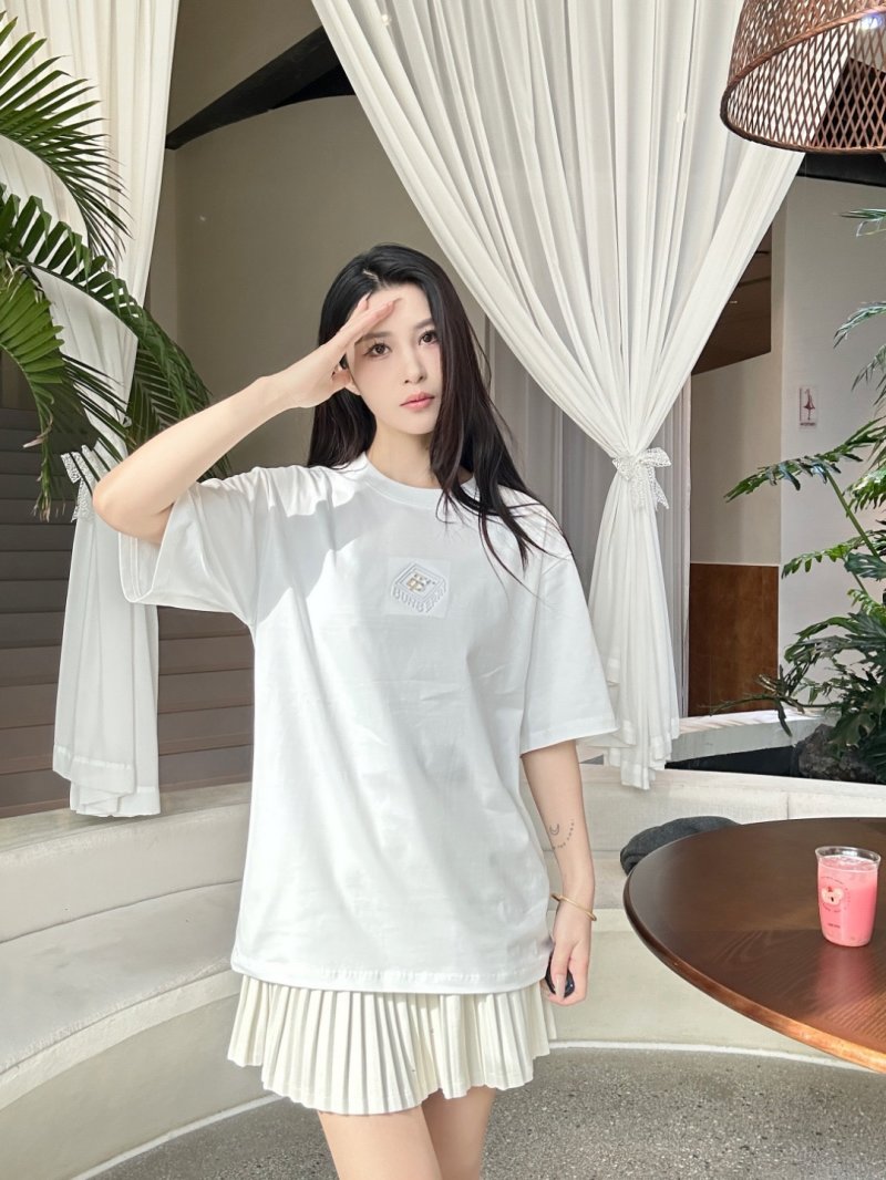 White Oversized Short Sleeve T-Shirt with Pleated Hem view