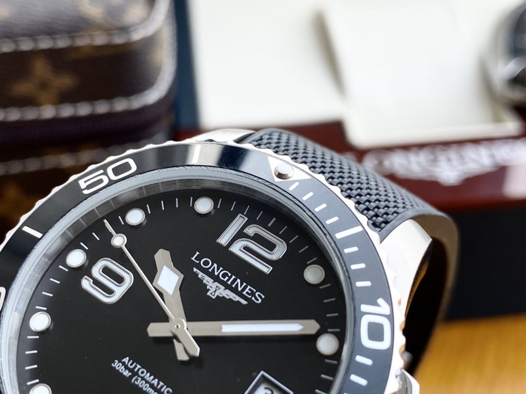 Longines Conquest Black Dial Automatic Steel Watch 40mm view