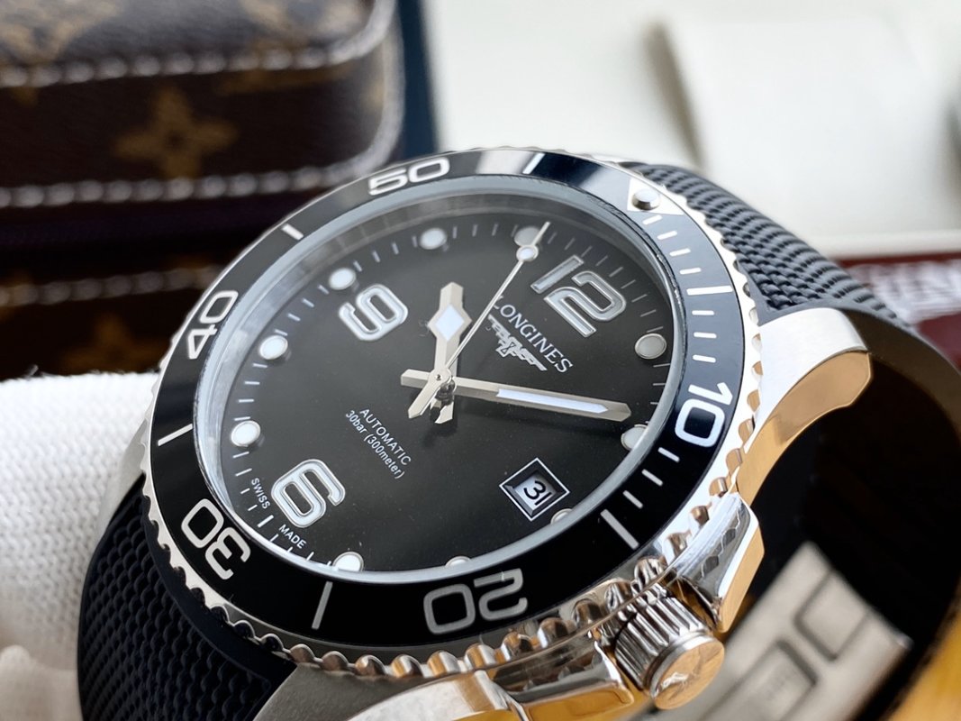Longines Conquest Black Dial Automatic Steel Watch 40mm view