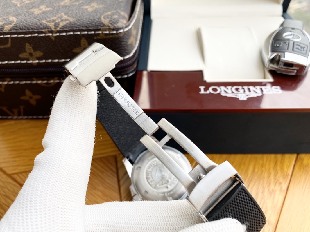 Longines Conquest Black Dial Automatic Steel Watch 40mm view