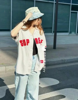 Supreme Red Logo White Baseball Shirt