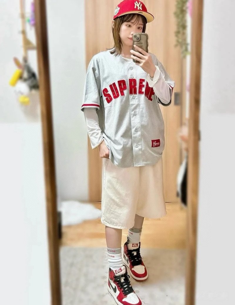 Supreme Red Logo White Baseball Shirt view