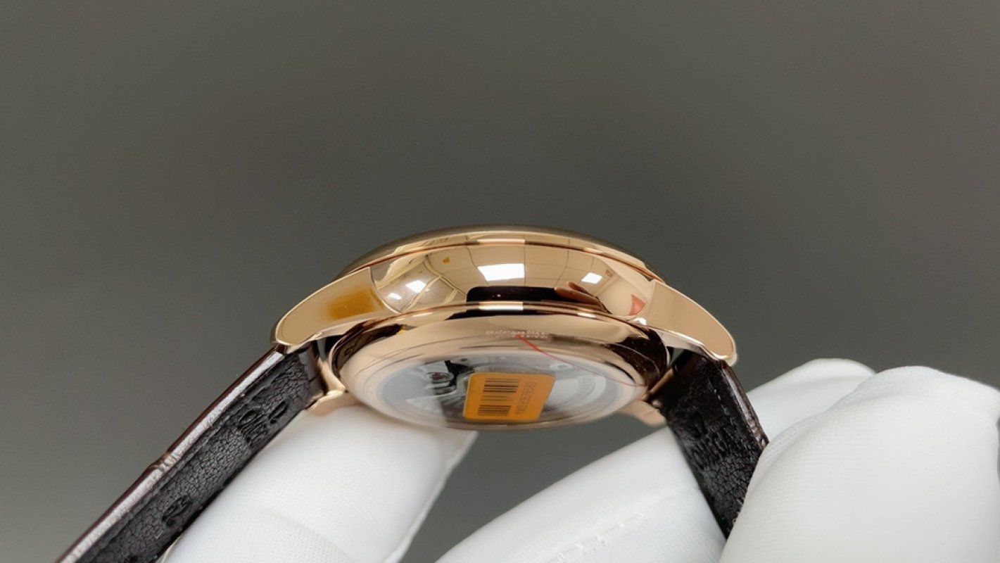 Omega De Ville Prestige Co-Axial Master Chronometer 41mm Rose Gold view