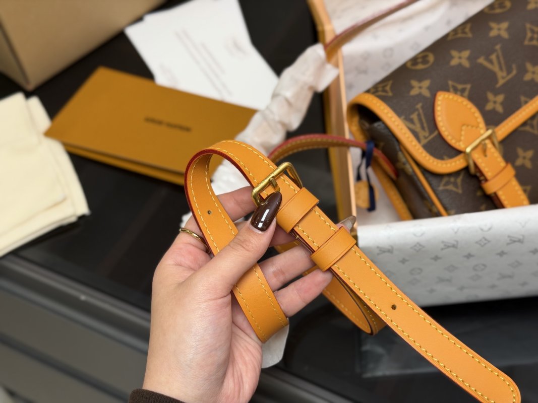 Louis Vuitton Monogram Satchel Messenger Bag Brown Orange view