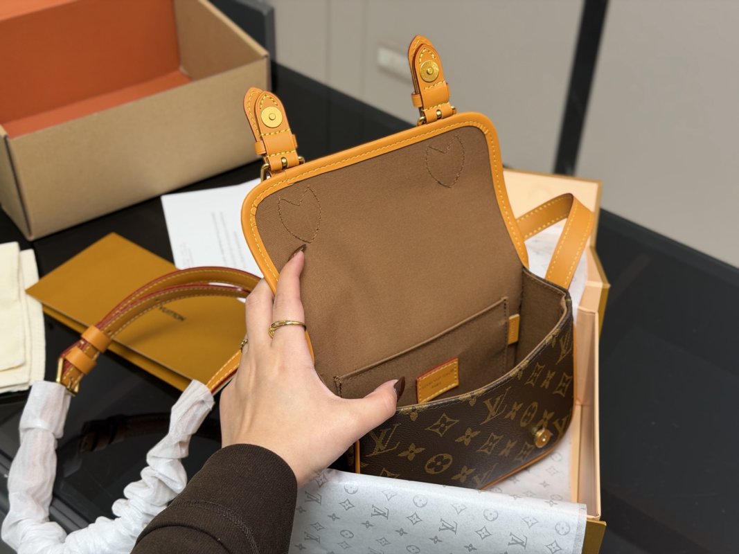 Louis Vuitton Monogram Satchel Messenger Bag Brown Orange view