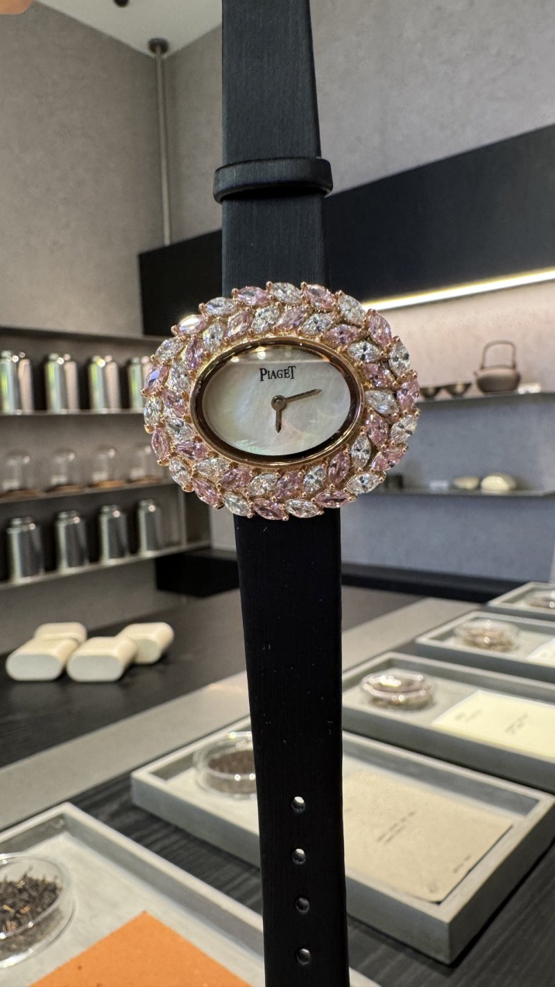 Piaget High Jewelry Diamond Sapphire Watch White Gold Rose Gold