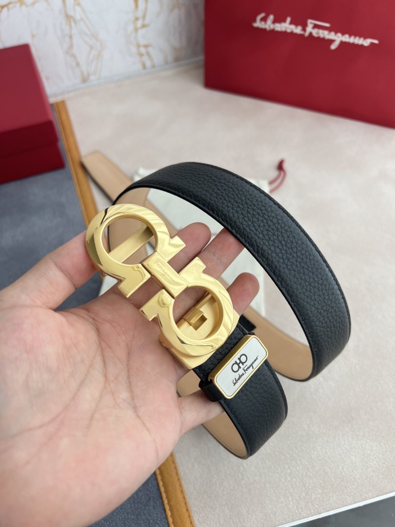 Ferragamo Gancini Buckle Black Leather Belt