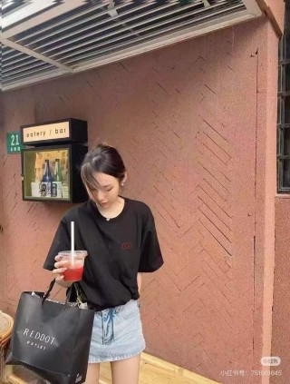 Gucci GG Logo Black Short Sleeve T-Shirt view 7