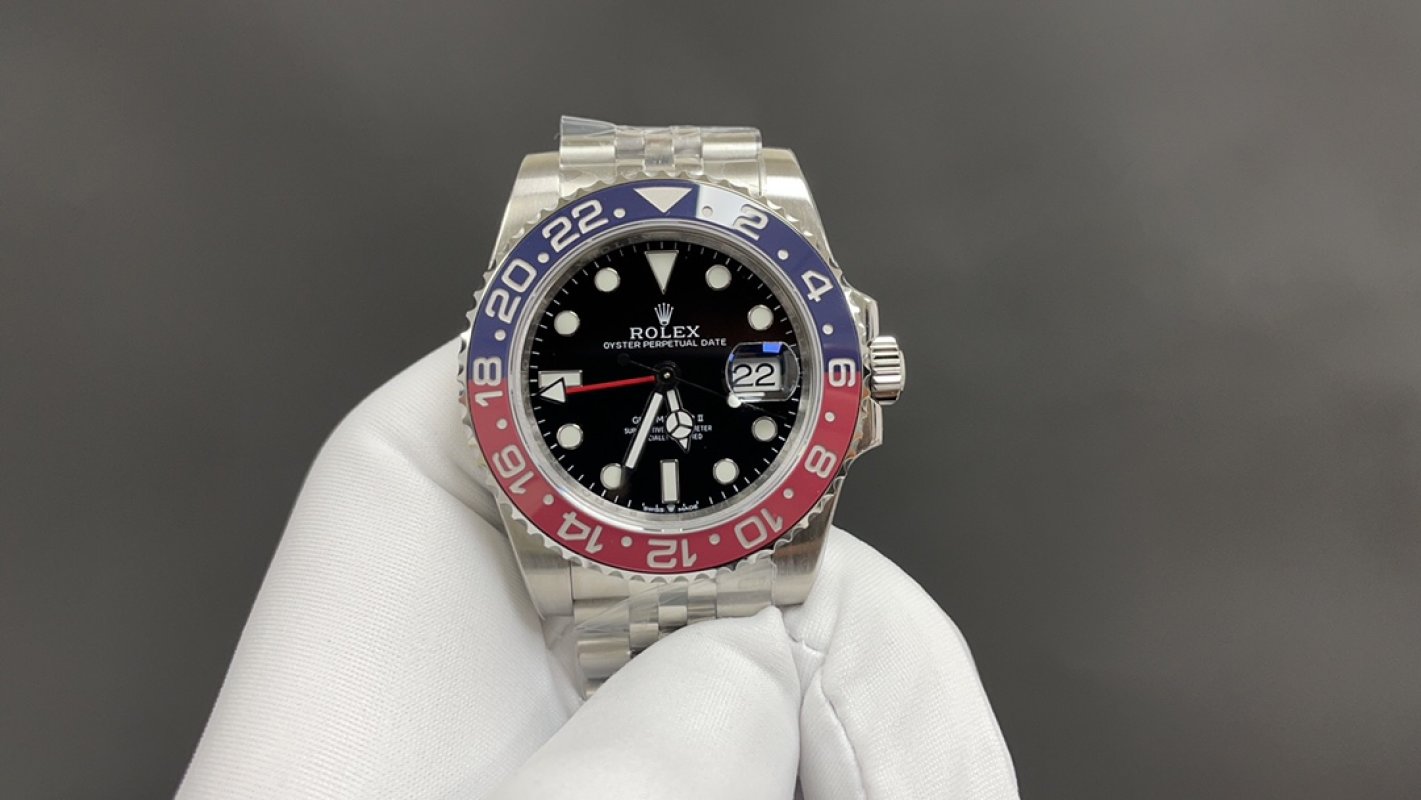 Rolex GMT-Master II Pepsi 40mm Steel Watch