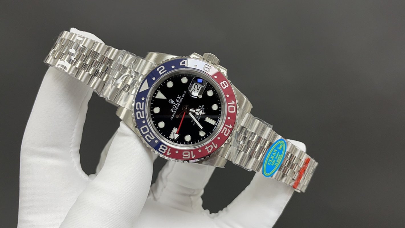 Rolex GMT-Master II Pepsi 40mm Steel Watch view