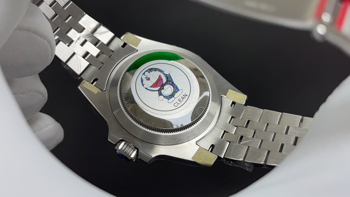 Rolex GMT-Master II Pepsi 40mm Steel Watch view