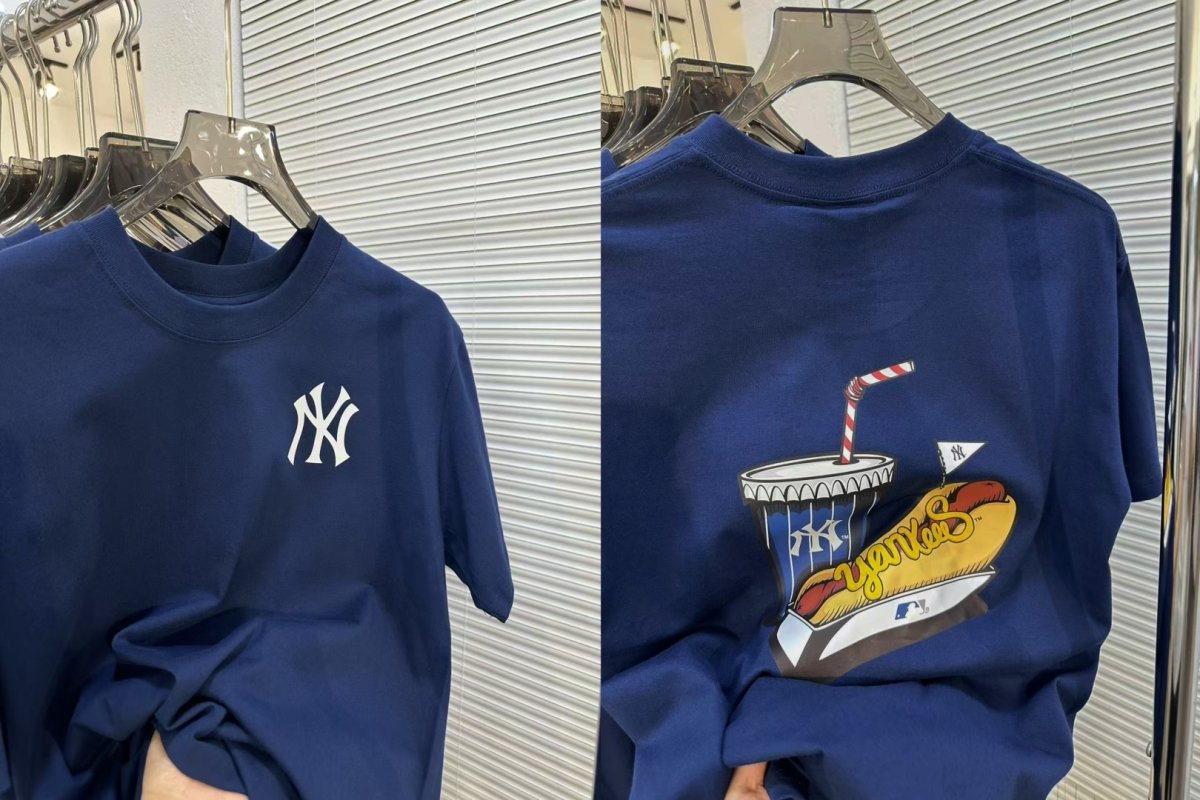 MLB Yankees Classic Logo White T-Shirt view