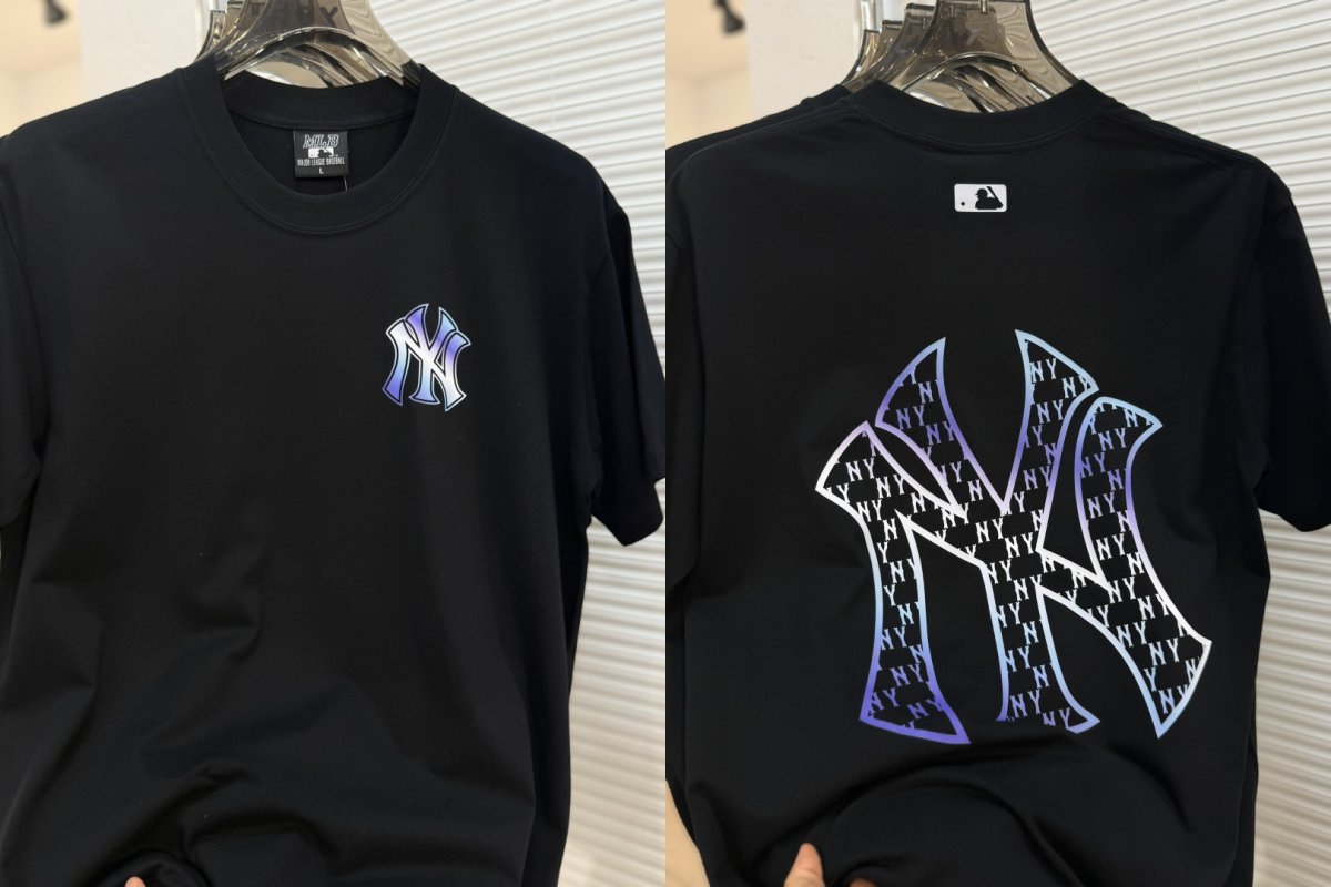 MLB Yankees Classic Logo White T-Shirt view