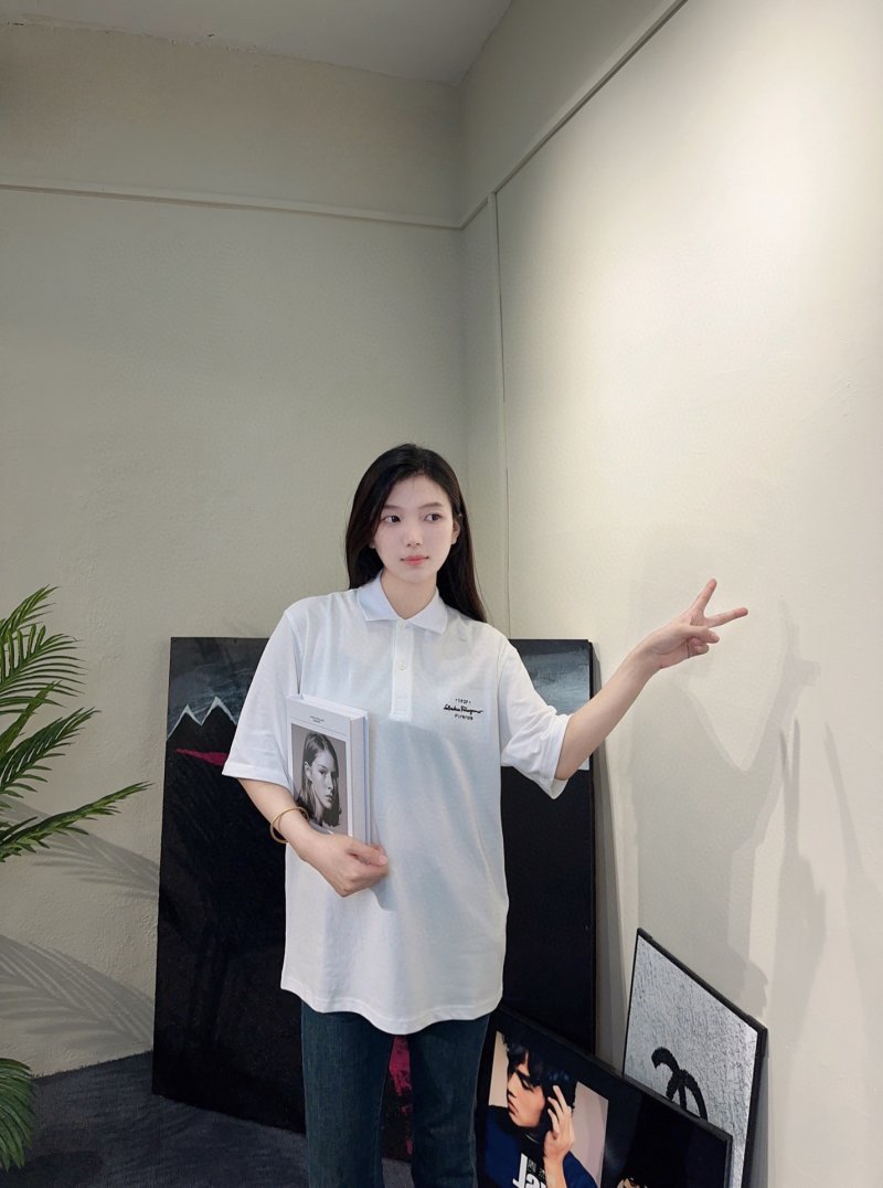White Short Sleeve Polo Shirt with Chest Graphic