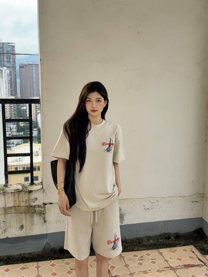 Cream Graphic Logo Short Sleeve T-Shirt