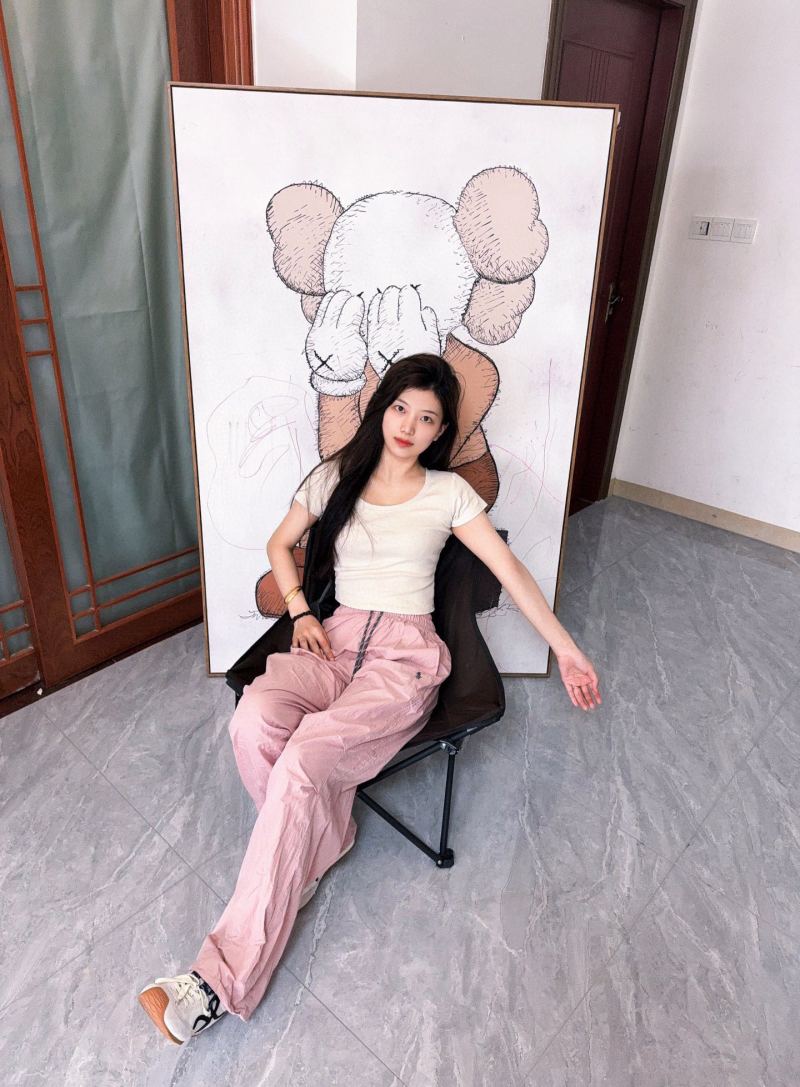 Pink Wide-Leg Cargo Pants