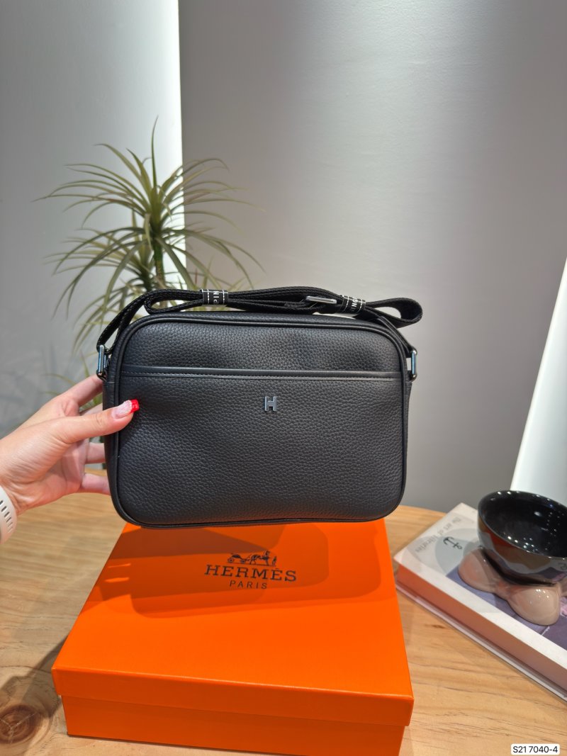 Hermès Black Leather Camera Crossbody Bag view
