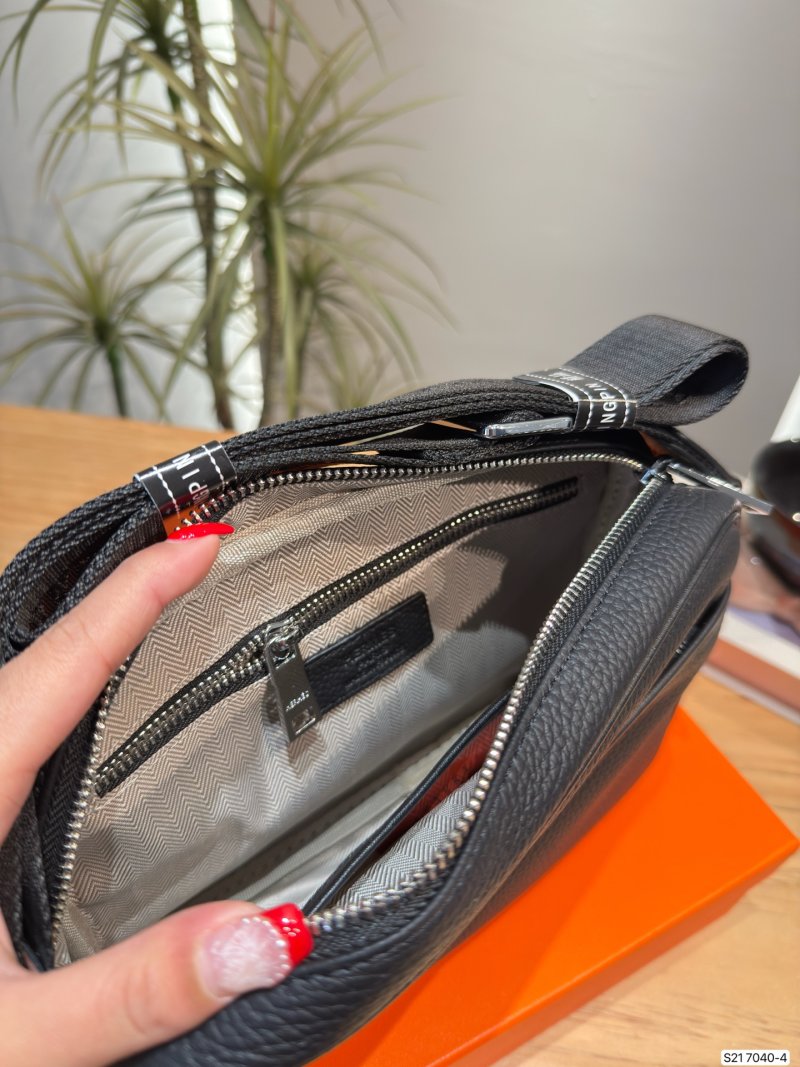 Hermès Black Leather Camera Crossbody Bag view