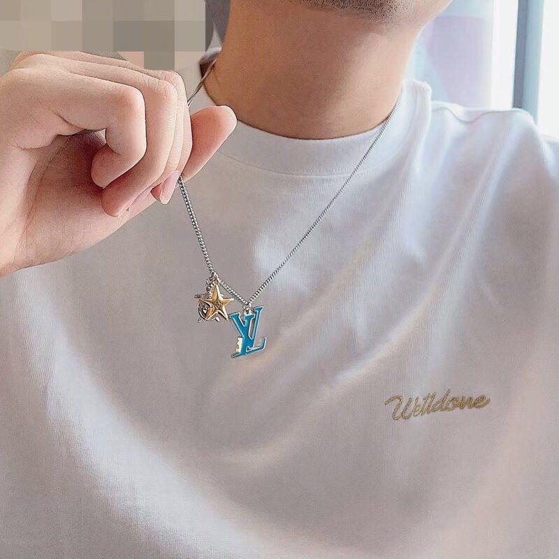Louis Vuitton Multi-Charm Turtle Star Pendant Necklace Silver Gold view
