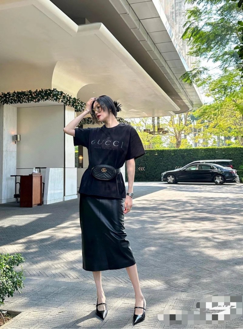Gucci Black Logo Print Short Sleeve T-Shirt view