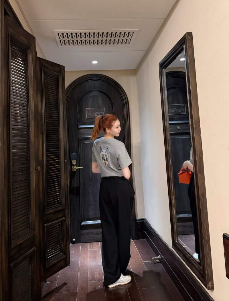 Black Wide-Leg Trousers with Belt view