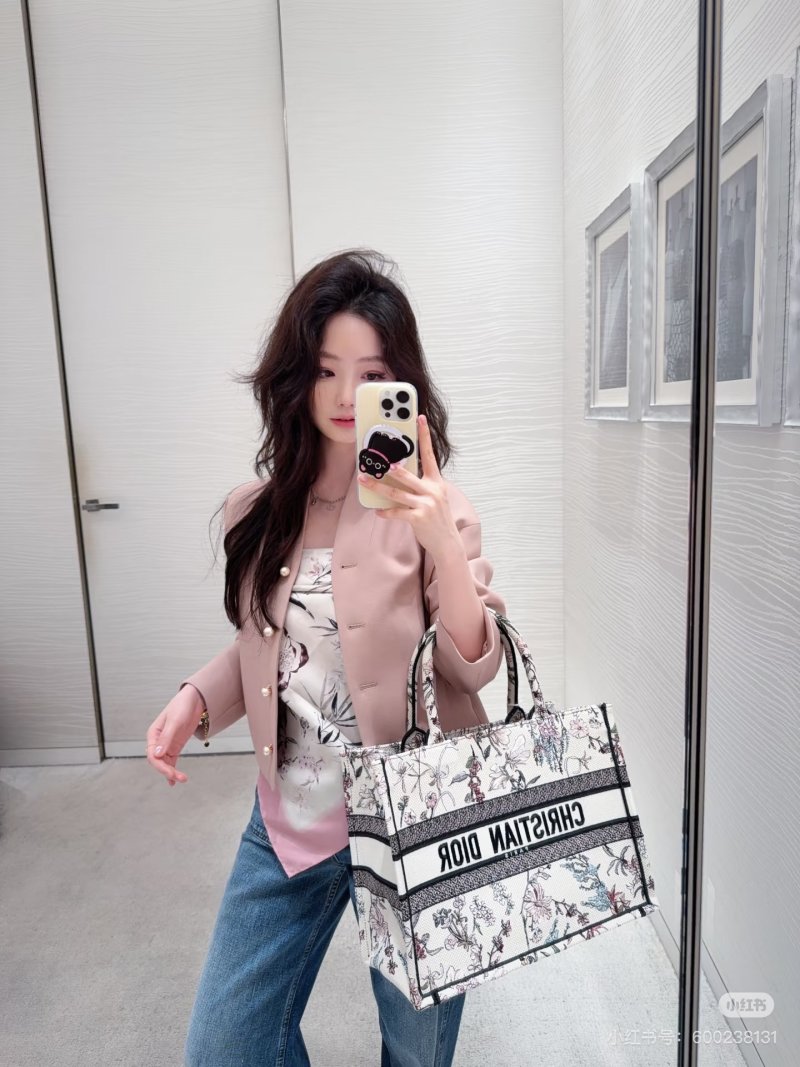 Dior Book Tote Fall25 Cream Floral Canvas view