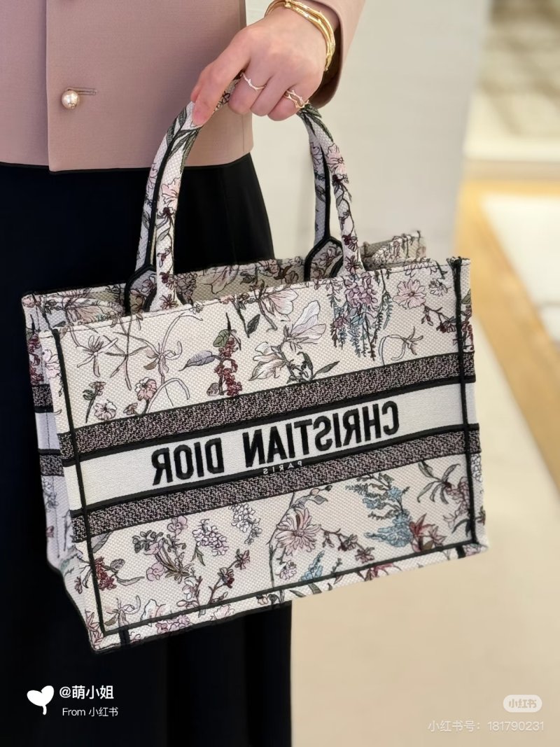 Dior Book Tote Fall25 Cream Floral Canvas view