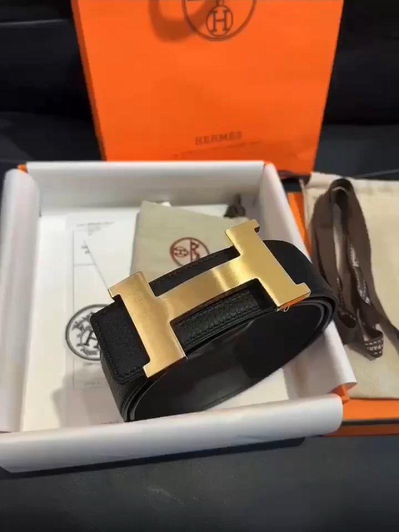Hermès H Buckle Black Leather Belt Gold Hardware