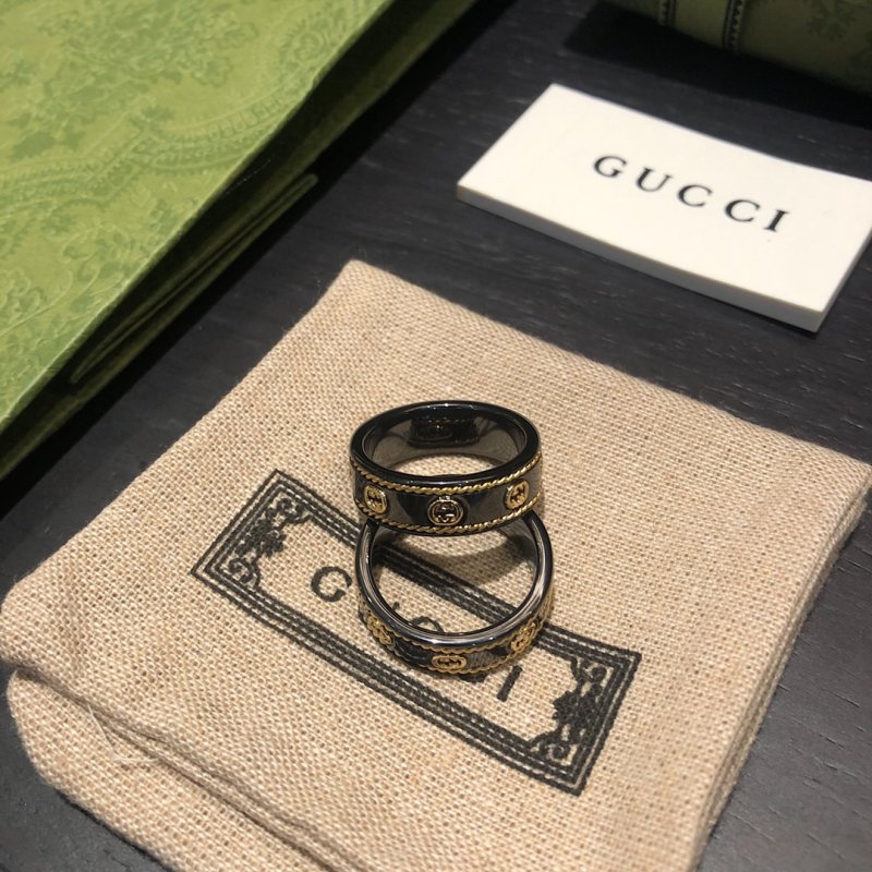 Gucci Double G Ceramic Ring Black view