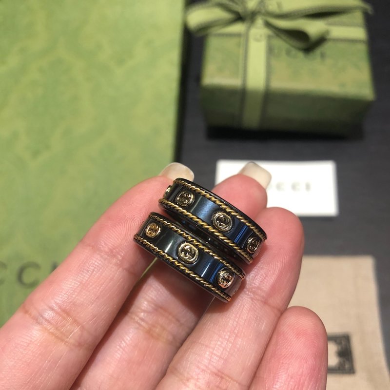 Gucci Double G Ceramic Ring Black view