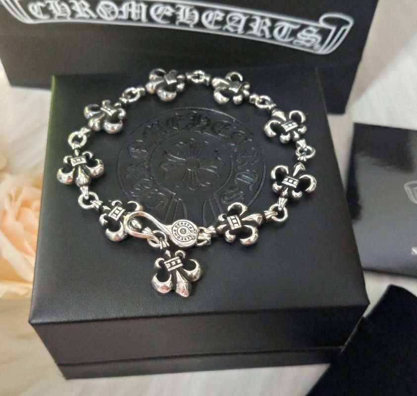 Chrome Hearts Anchor Link Silver Bracelet view