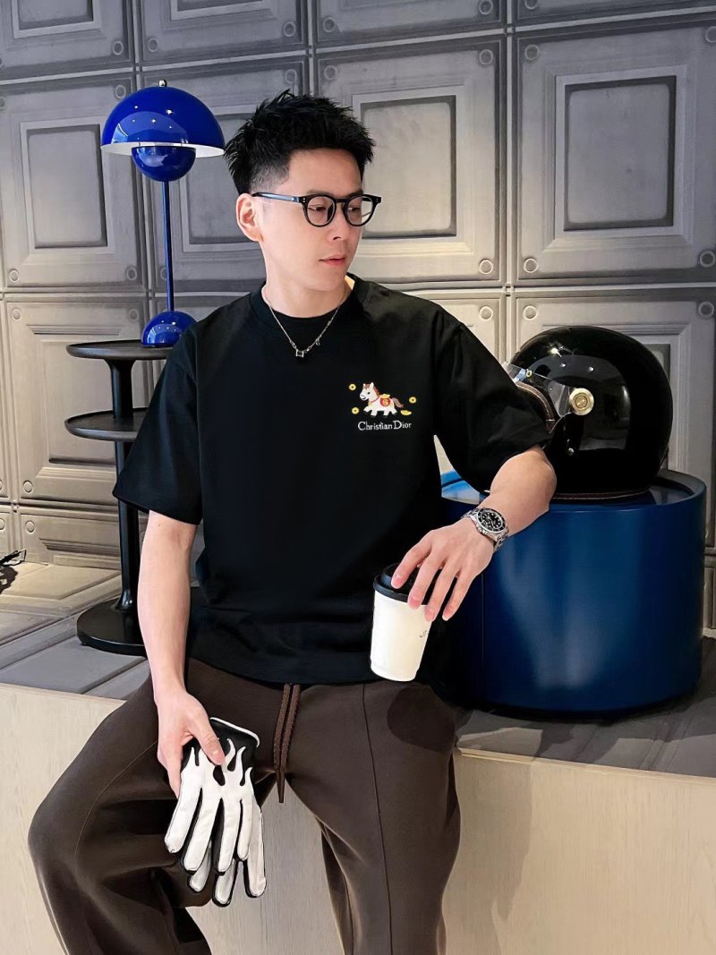 Dior Black Dog Embroidered Short Sleeve T-Shirt view
