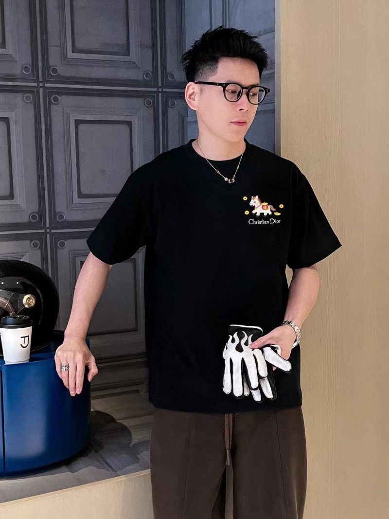 Dior Black Dog Embroidered Short Sleeve T-Shirt view