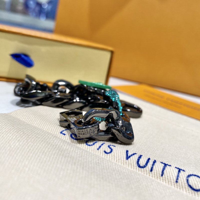 Louis Vuitton Chain Links Patches Green Black Bracelet view