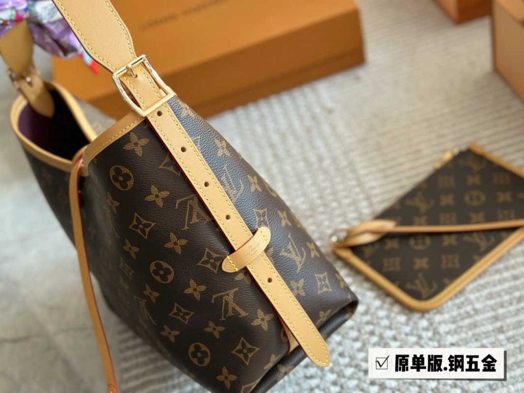 Louis Vuitton Carryall Monogram Canvas Shoulder Bag view