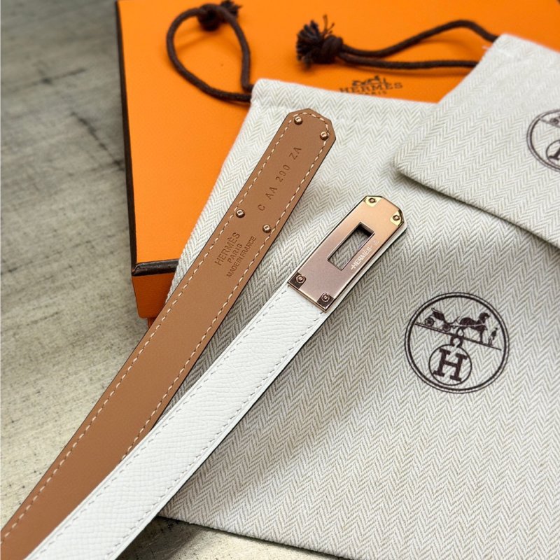 Hermès Kelly 1.8 Epsom Leather Belt Cream view