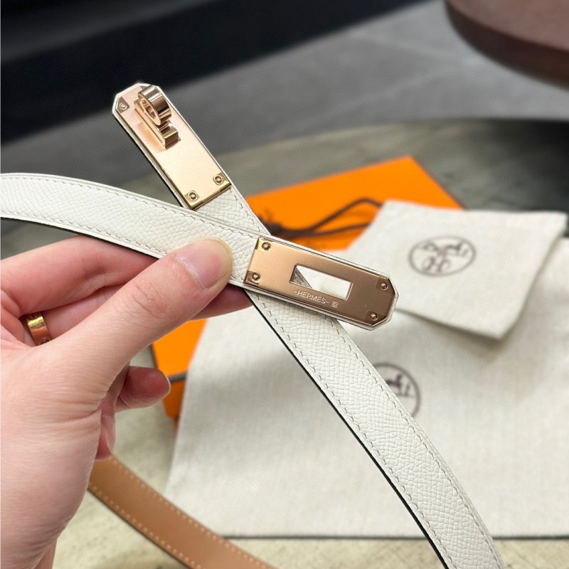 Hermès Kelly 1.8 Epsom Leather Belt Cream view